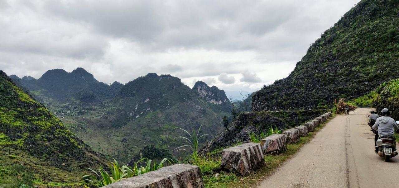 Ha Giang Donkey Hostel Exterior foto